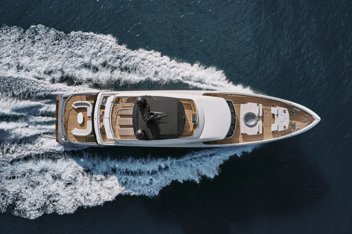 Azimut Trideck